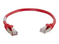 C2G Cat5e Booted Shielded (STP) Network Patch Cable - Cordon de raccordement - RJ-45 (M) pour RJ-45 (M) - 5 m - STP - CAT 5e - Moulé - rouge 83794