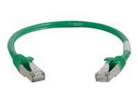 C2G Cat5e Booted Shielded (STP) Network Patch Cable - Cordon de raccordement - RJ-45 (M) pour RJ-45 (M) - 15 m - STP - CAT 5e - Moulé - vert 83836